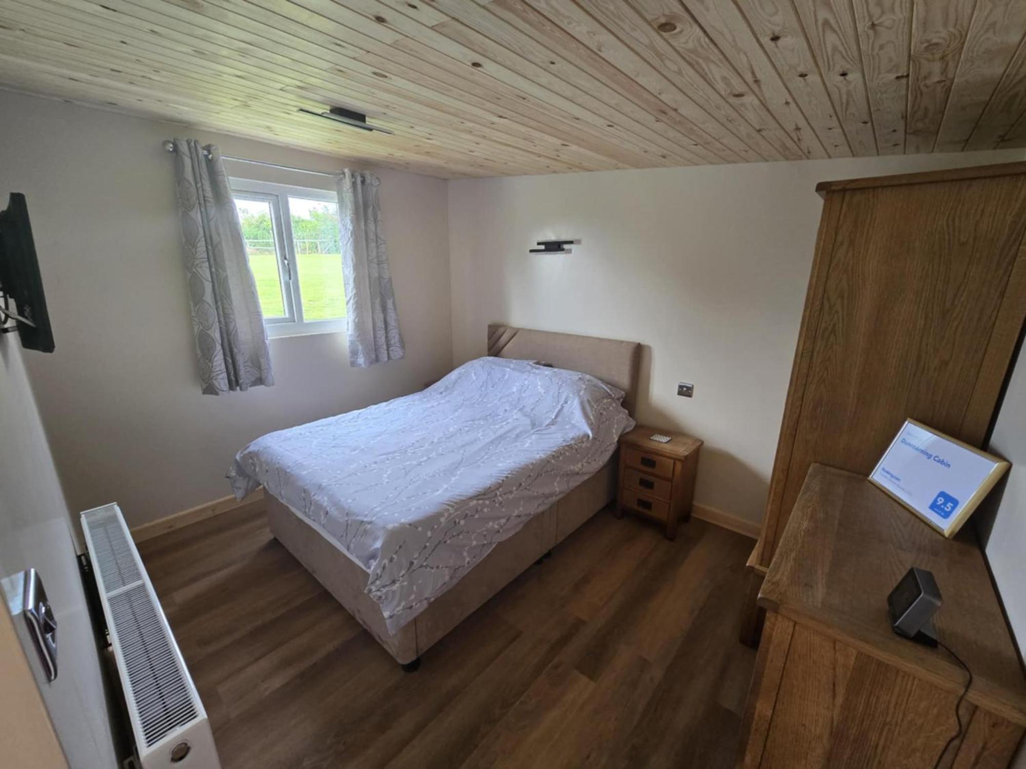 Dunroaming Cabin Pendine Exteriör bild